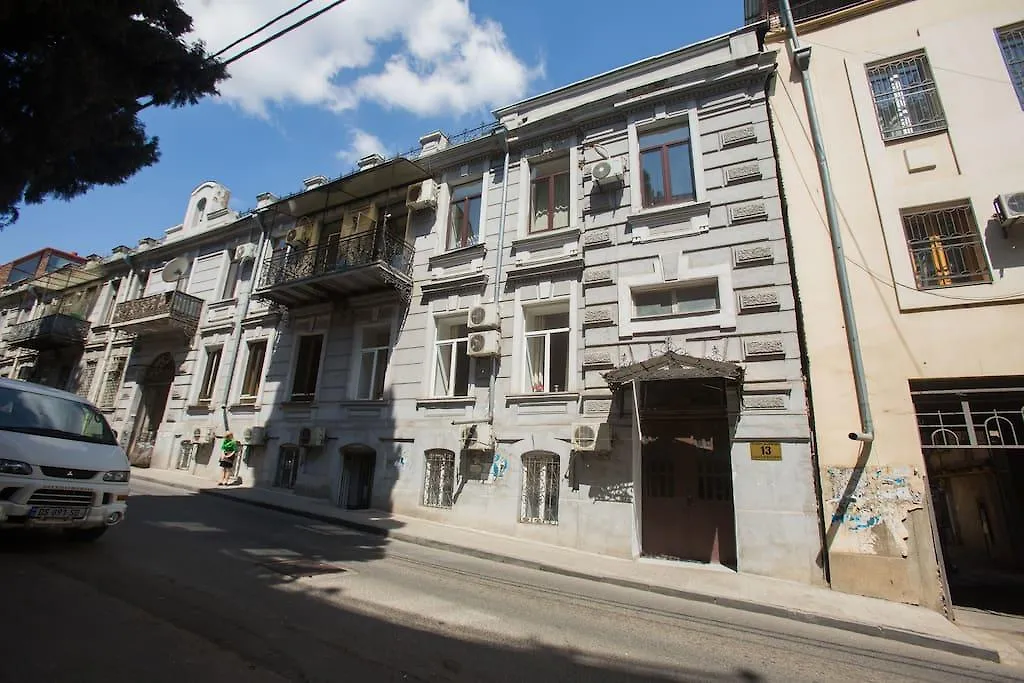 Lado Asatiani Apartment Tiflis Gürcistan